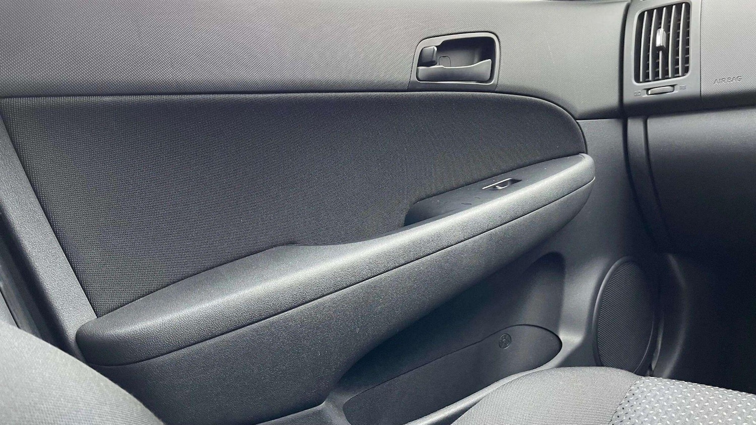 Used Hyundai i30 2011 for sale - 78170789: Photo 32