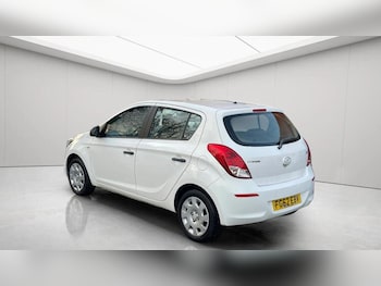 Used Hyundai i20 2012 for sale - 78070289: Photo