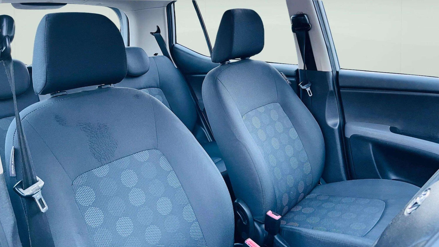 Used Hyundai i10 2010 for sale - 78086402: Photo 16