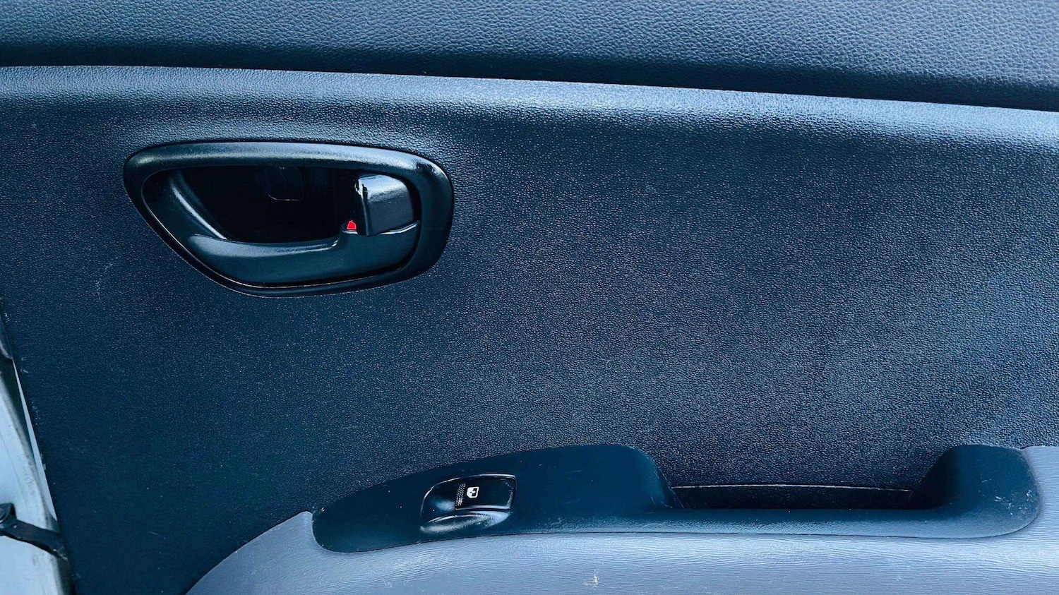 Used Hyundai i10 2010 for sale - 78086402: Photo 20