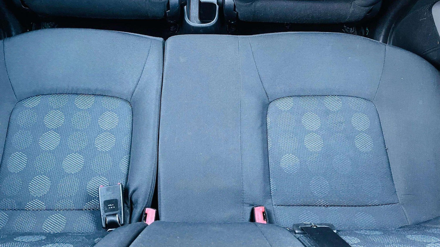 Used Hyundai i10 2010 for sale - 78086402: Photo 26