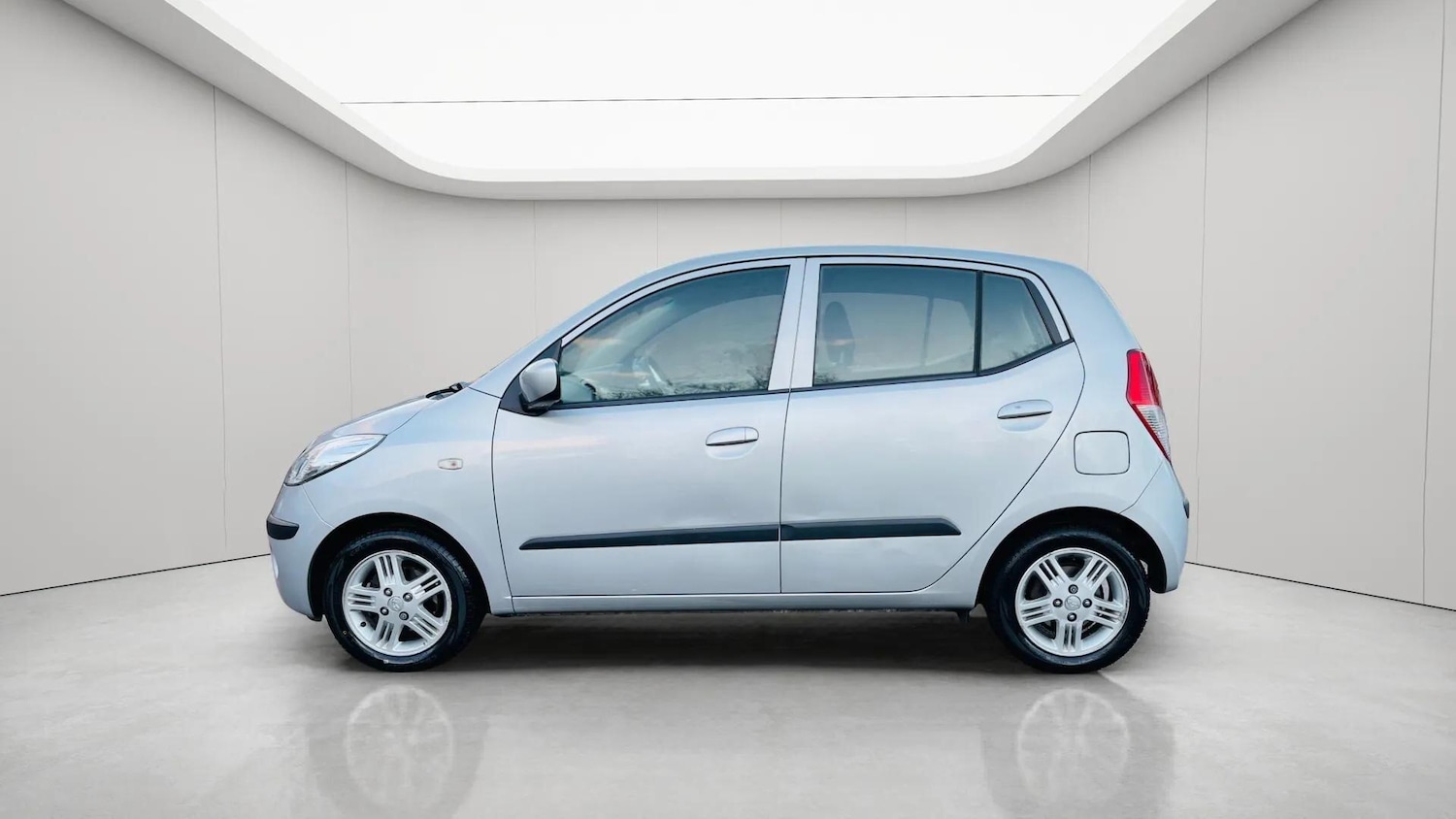 Used Hyundai i10 2010 for sale - 78086402: Photo 5