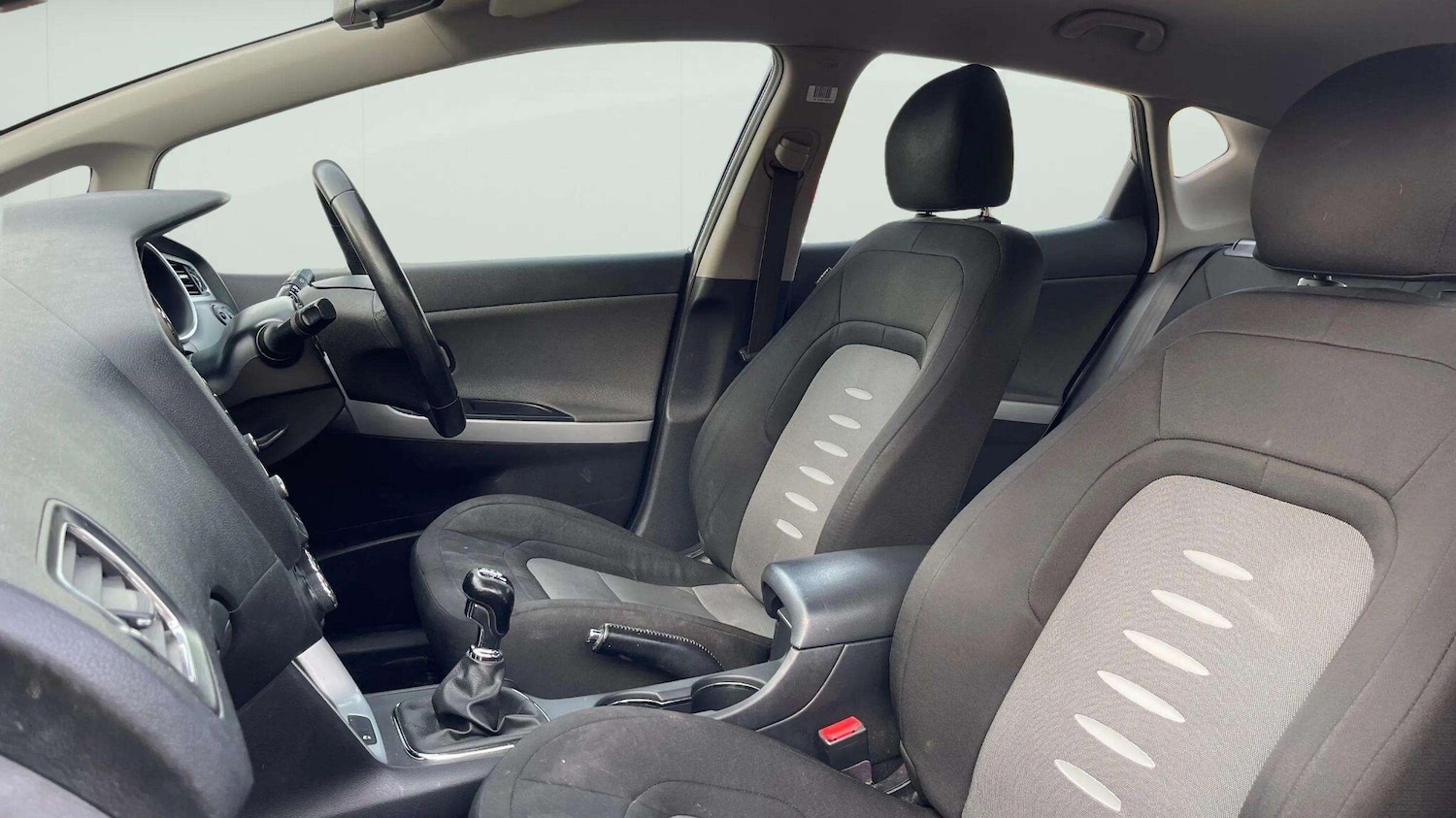 Used Kia Ceed 2014 for sale - 78171212: Photo 27