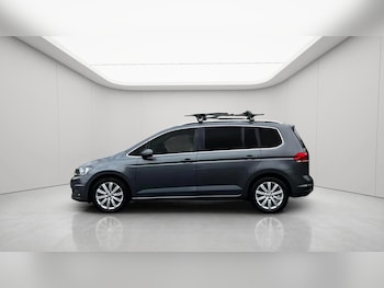 Used Volkswagen Touran 2019 for sale - 78911620: Photo