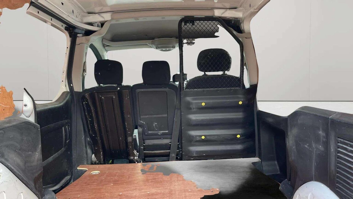 Used Peugeot Partner 2017 for sale - 78070500: Photo 29