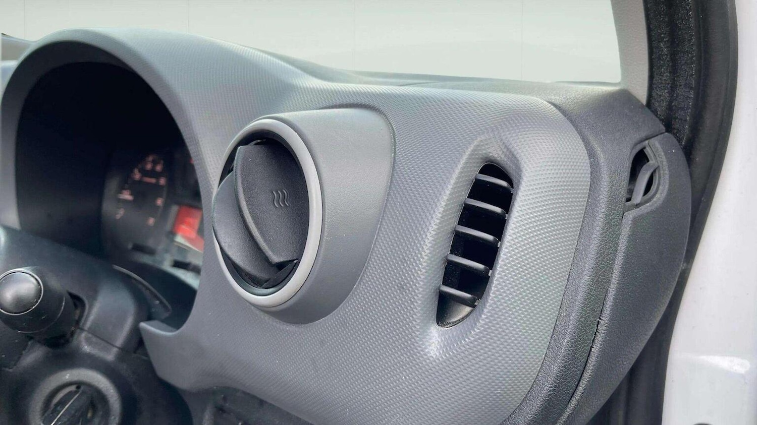 Used Peugeot Partner 2017 for sale - 78070500: Photo 34