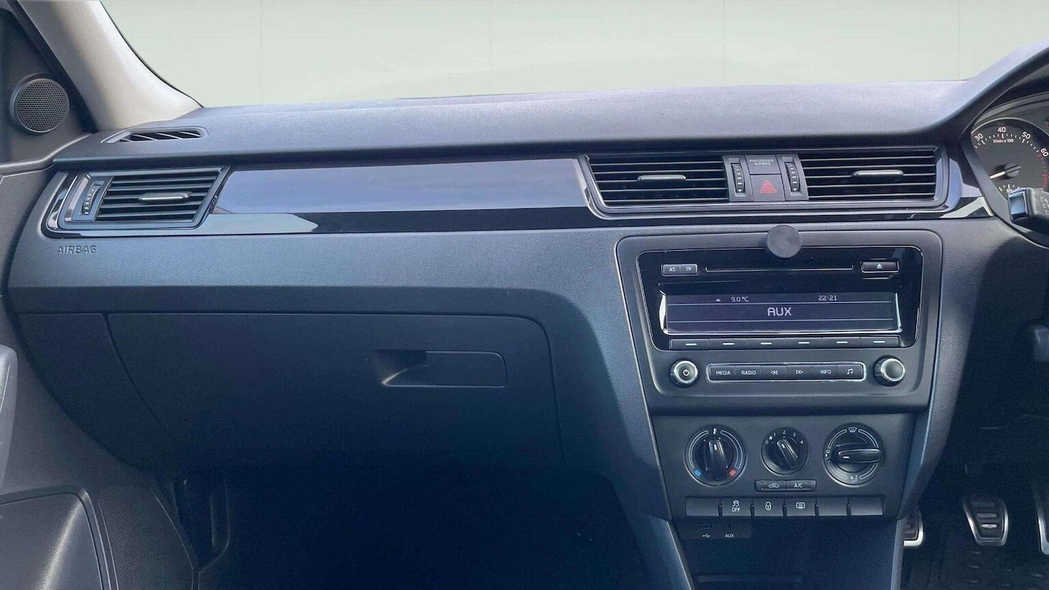 Used Skoda Rapid 2014 for sale - 78070398: Photo 15