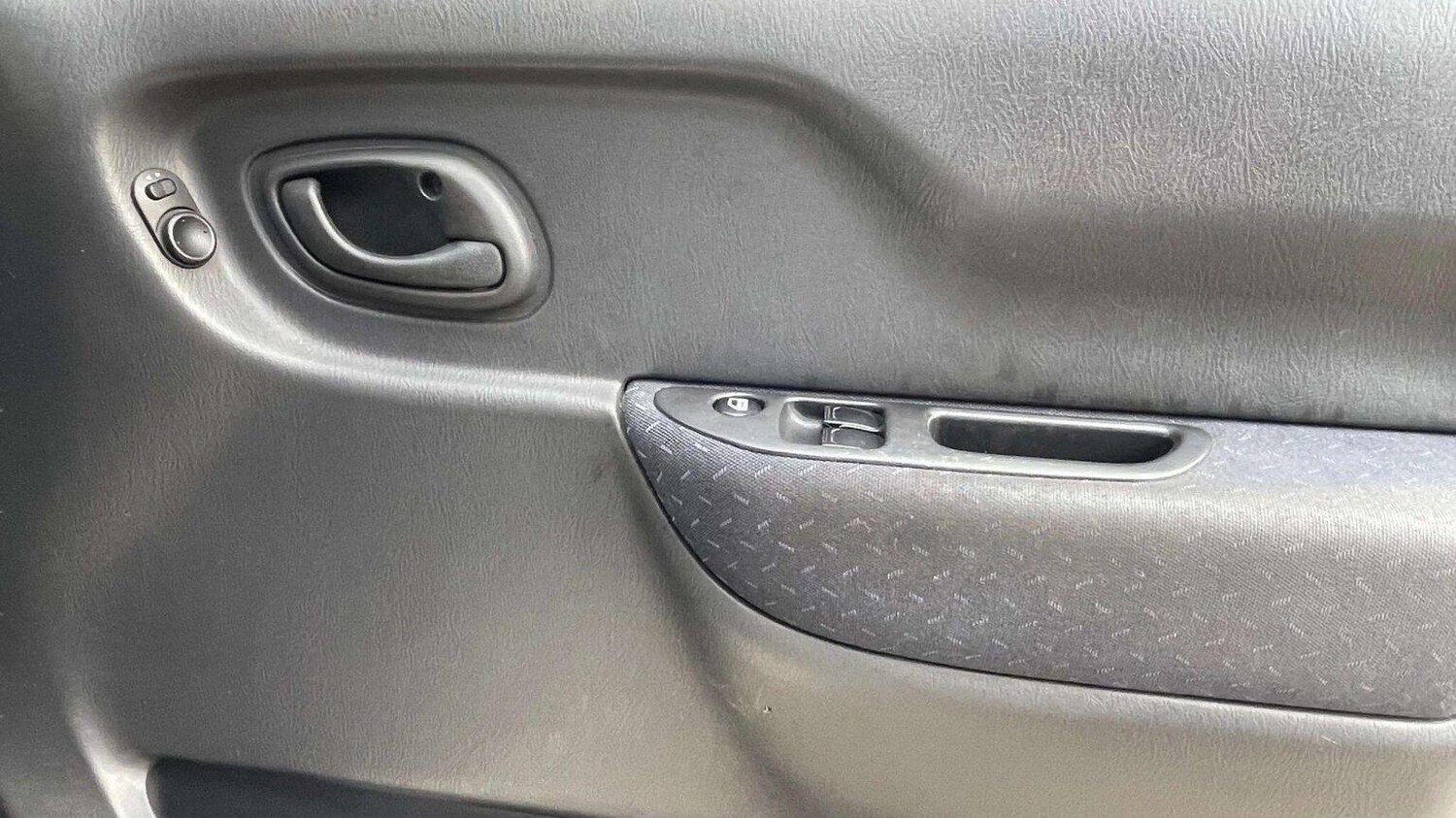 Used Suzuki Wagon R 2004 for sale - 78070318: Photo 32