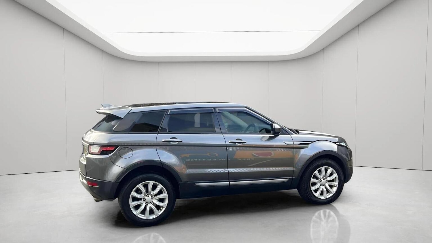 Used Land Rover Range Rover Evoque 2016 for sale - 78070511: Photo 3