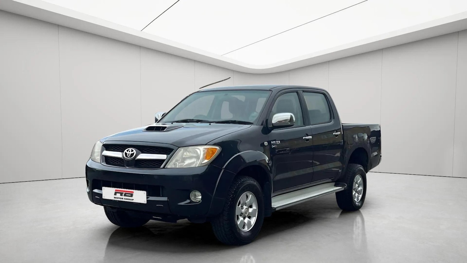 Used Toyota Hilux for sale - 78205217: Photo 2