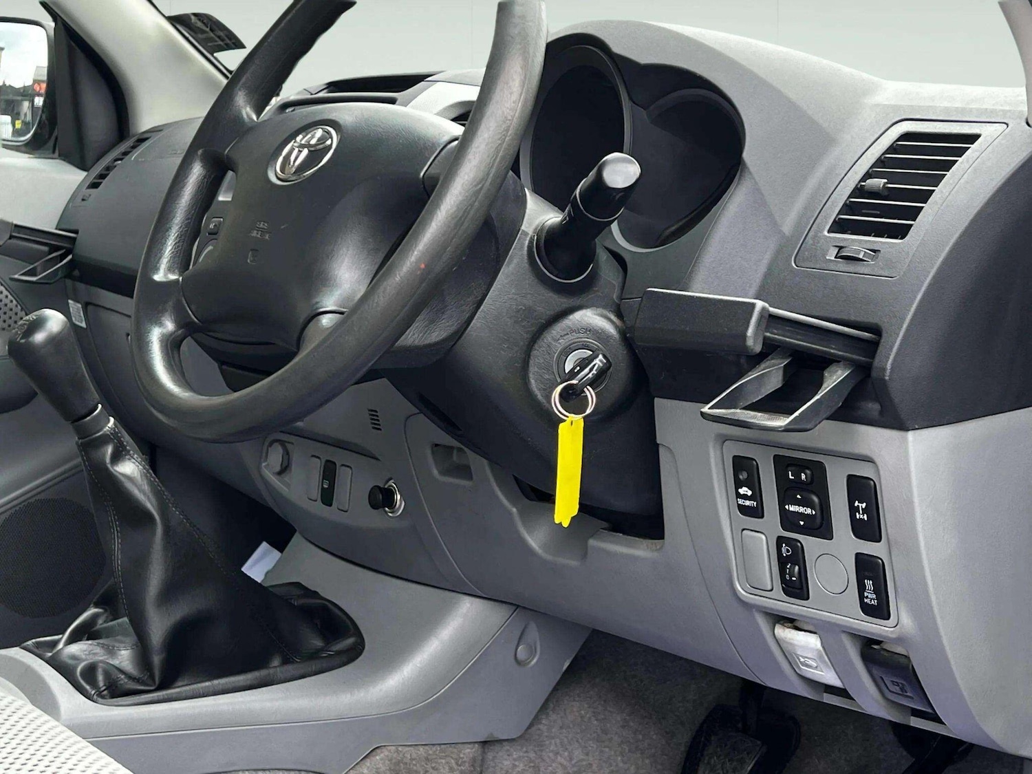 Used Toyota Hilux for sale - 78205217: Photo 36