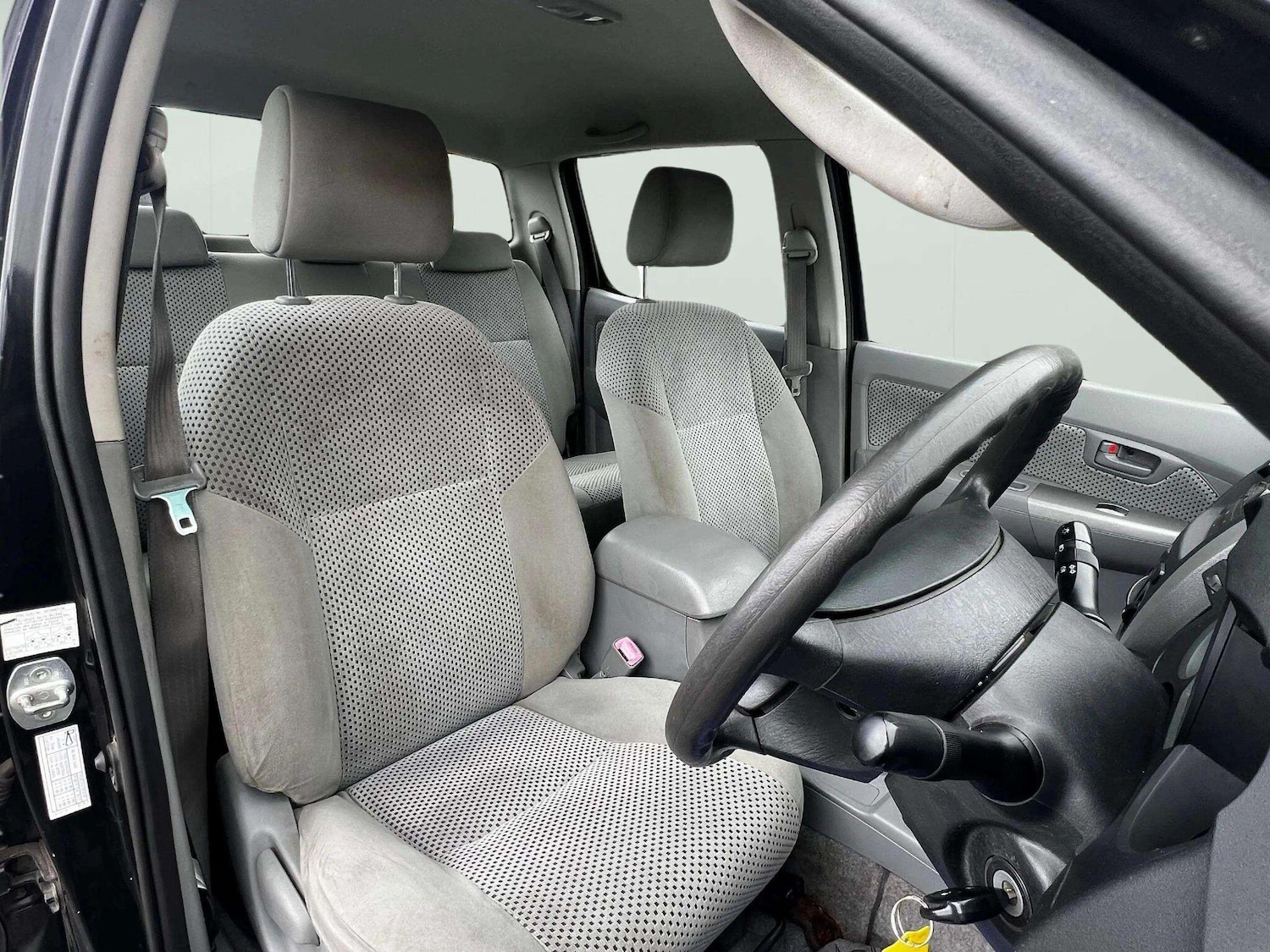 Used Toyota Hilux for sale - 78205217: Photo 4