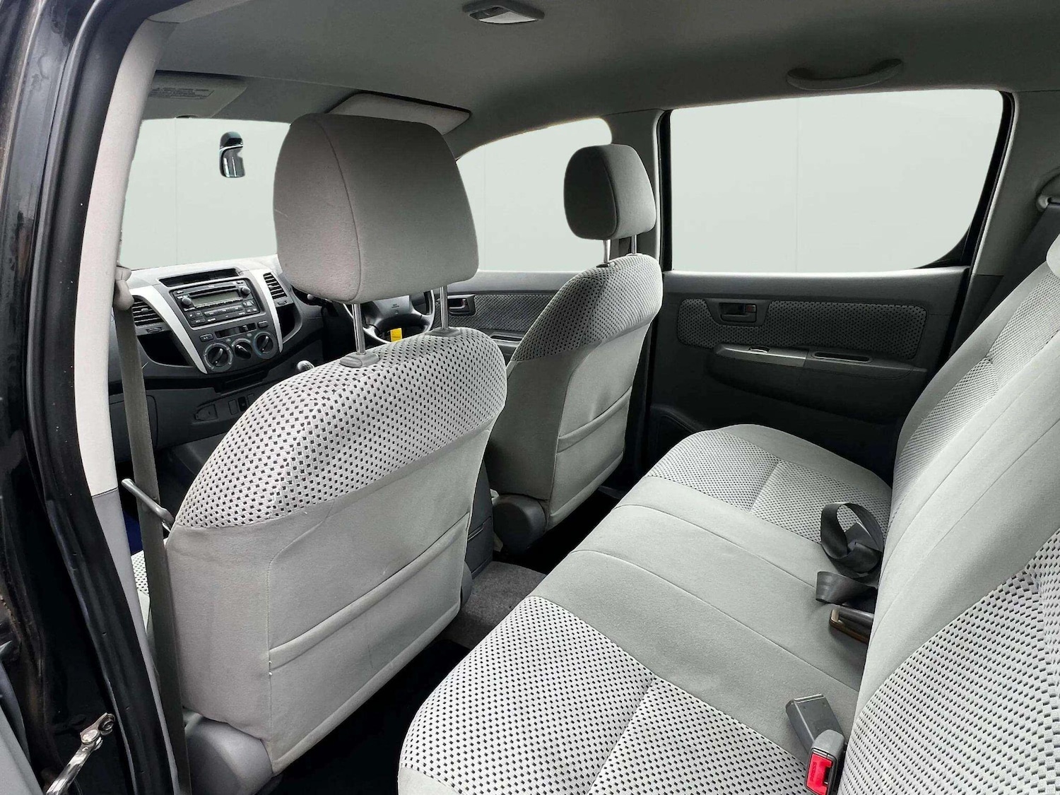 Used Toyota Hilux for sale - 78205217: Photo 8