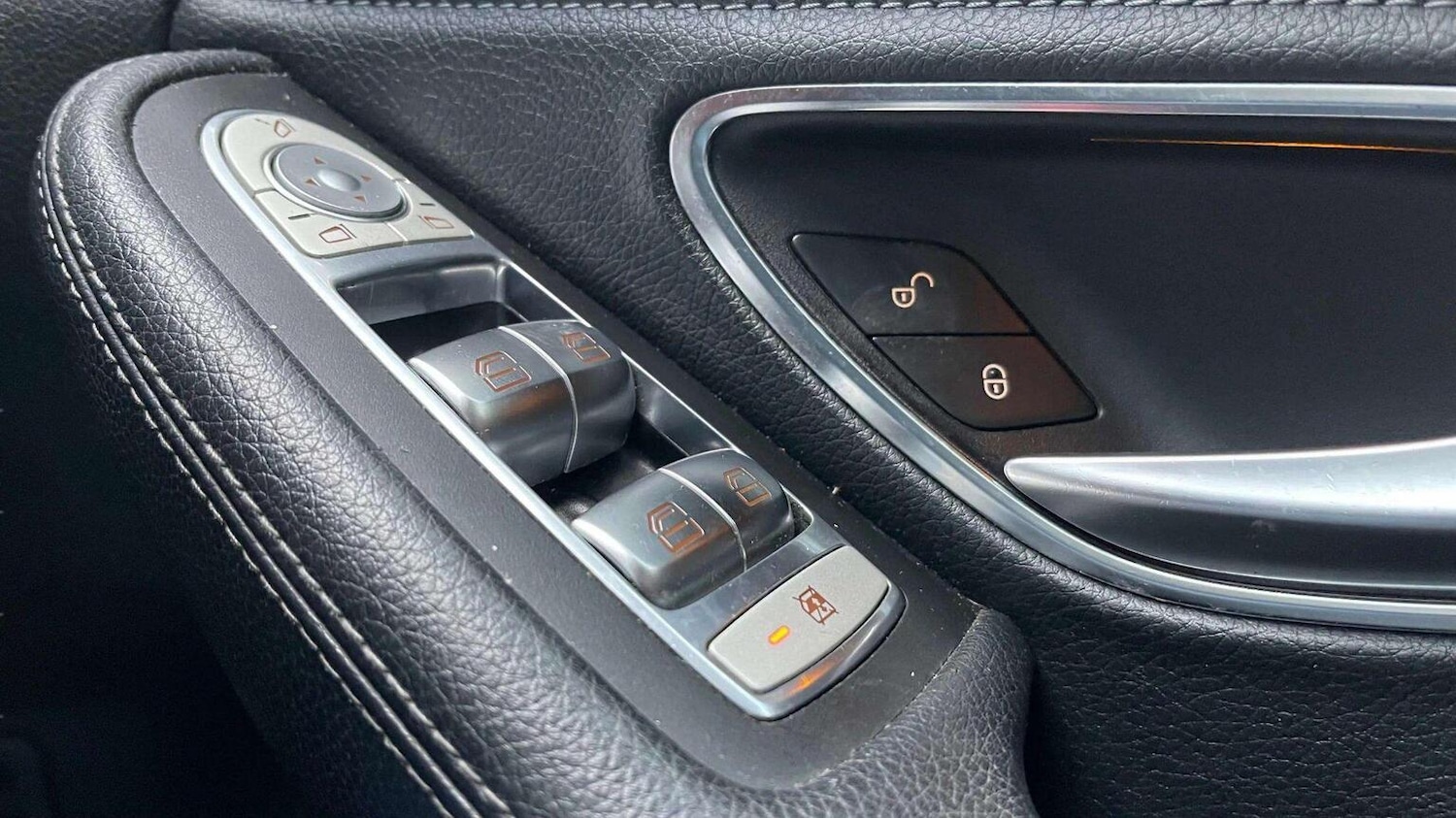 Used Mercedes-Benz C Class 2014 for sale - 78070532: Photo 19