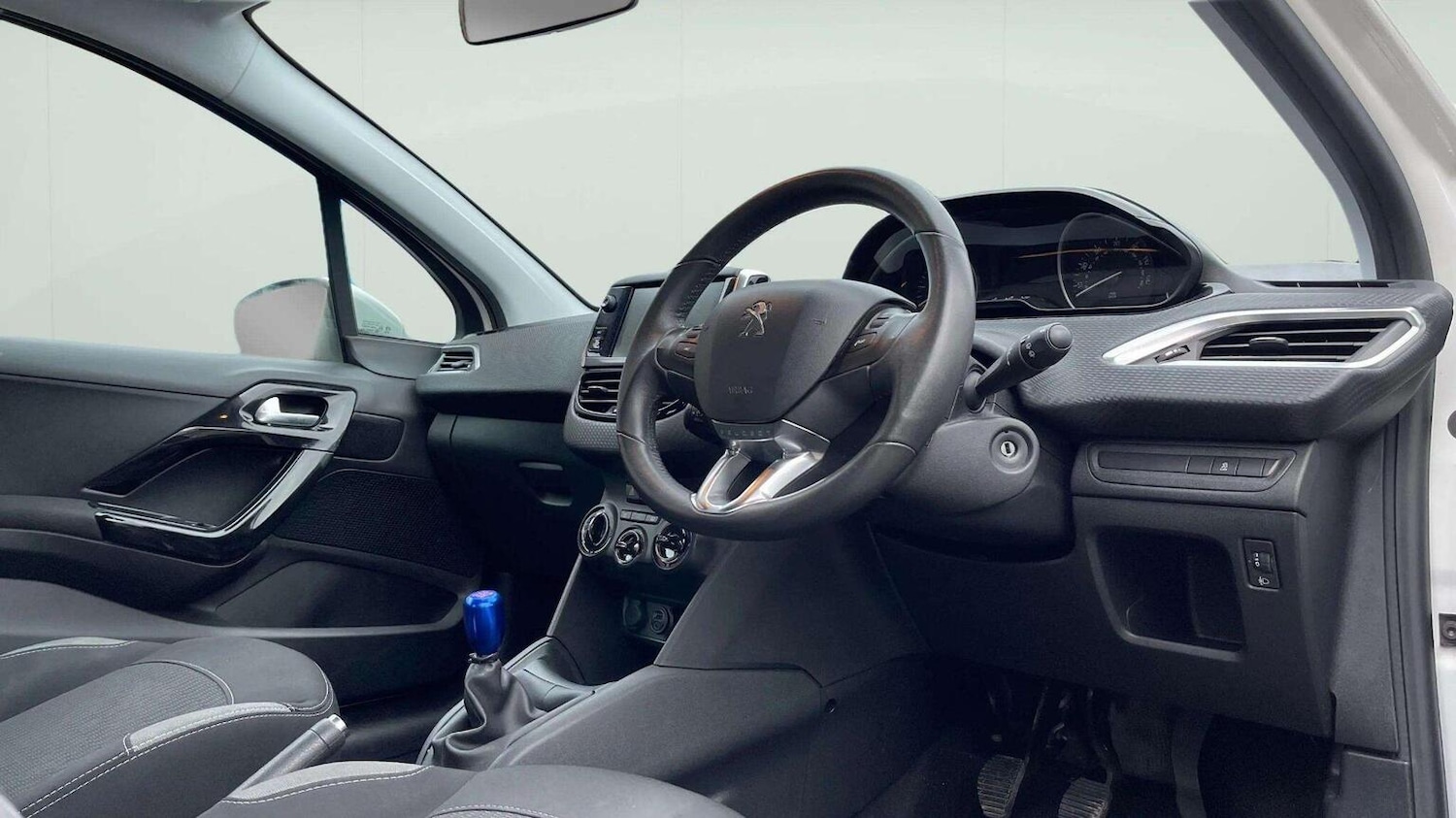 Used Peugeot 208 2016 for sale - 78070315: Photo 16