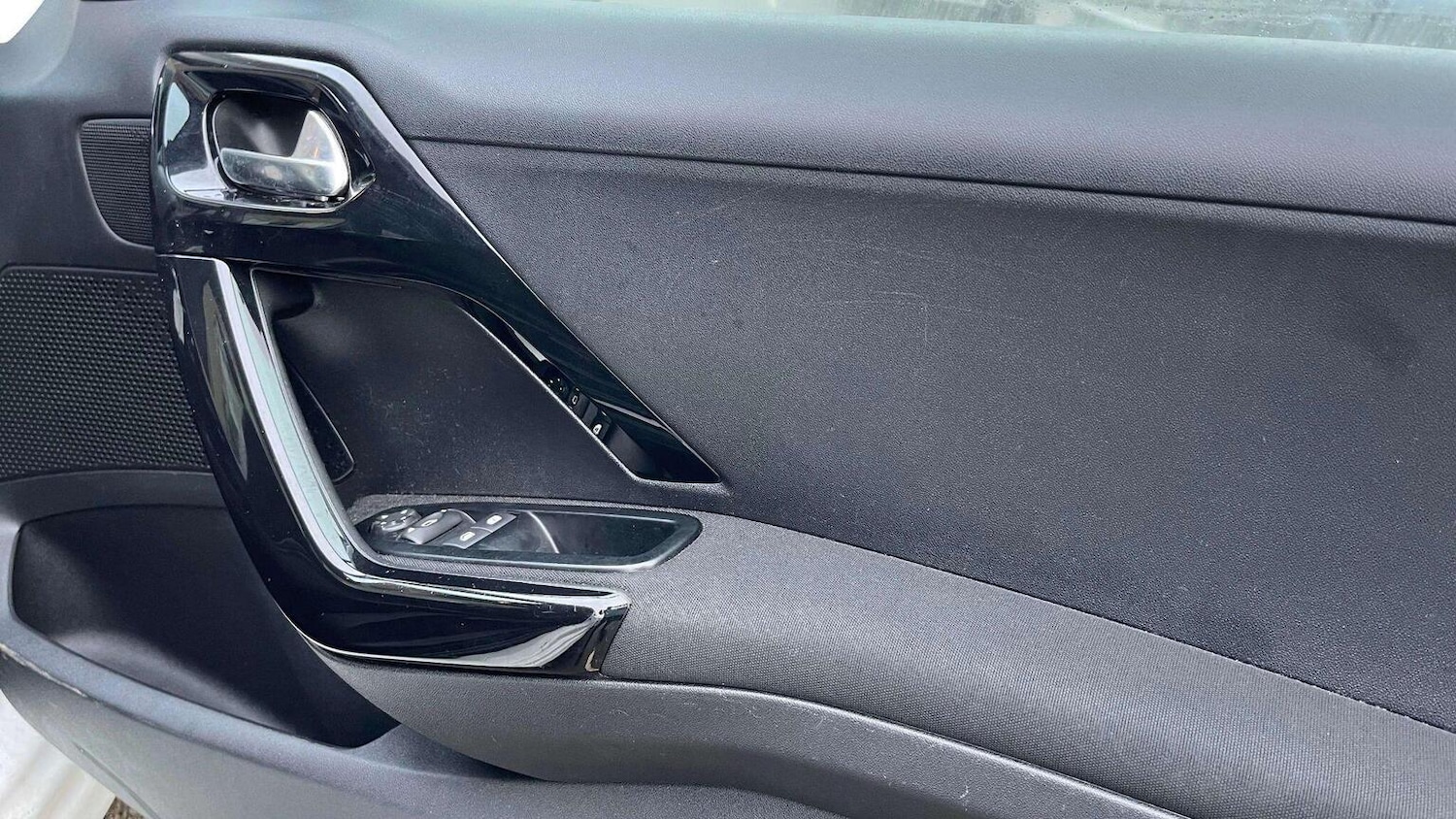 Used Peugeot 208 2016 for sale - 78070315: Photo 24