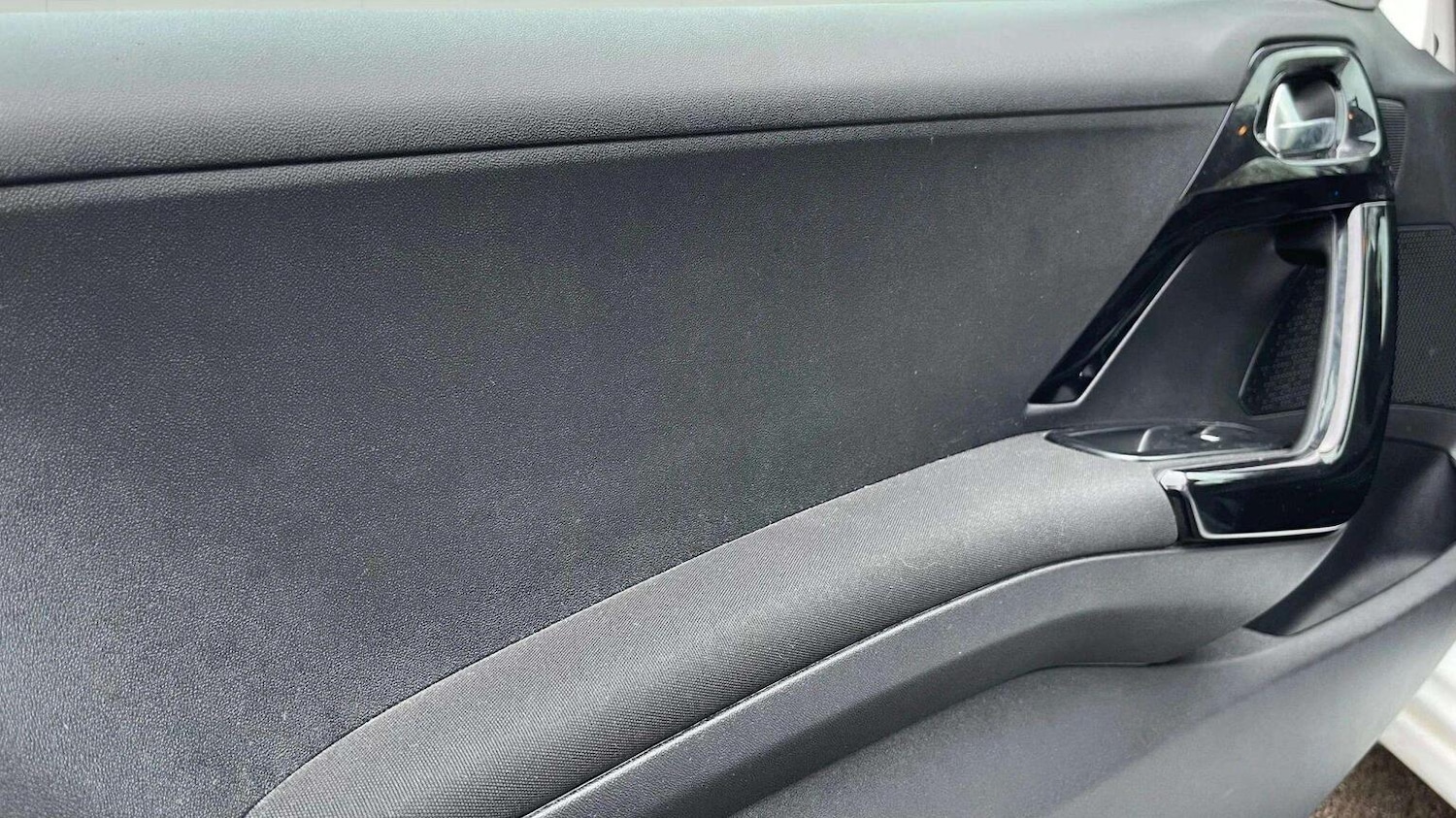 Used Peugeot 208 2016 for sale - 78070315: Photo 25