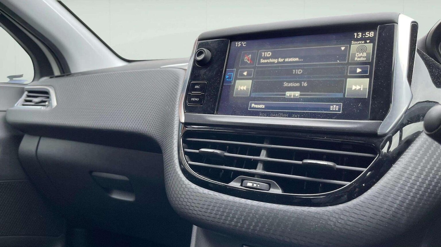 Used Peugeot 208 2016 for sale - 78070315: Photo 26