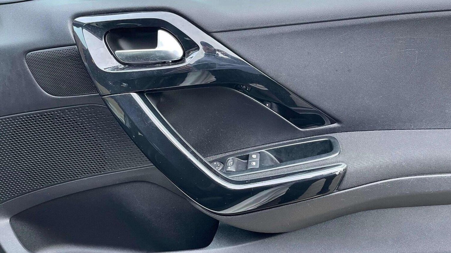 Used Peugeot 208 2016 for sale - 78070315: Photo 34