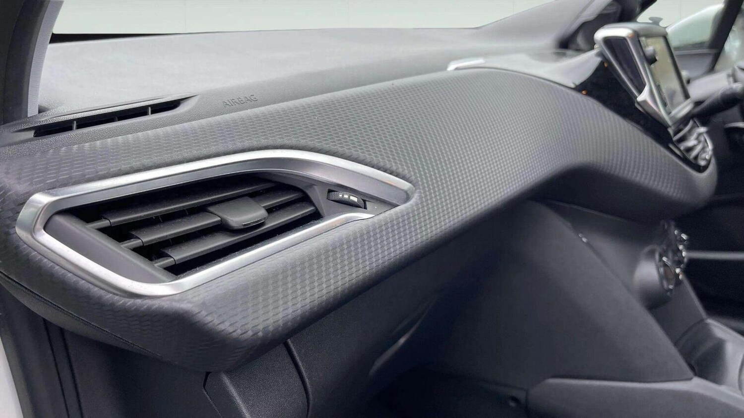 Used Peugeot 208 2016 for sale - 78070315: Photo 38