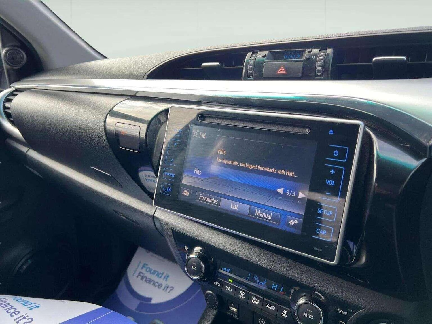 Used Toyota Hilux 2018 for sale - 78070593: Photo 11