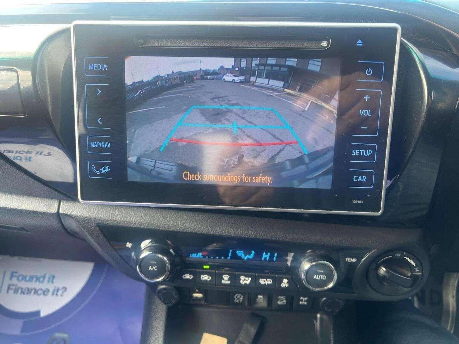 Used Toyota Hilux 2018 for sale - 78070593: Photo 17