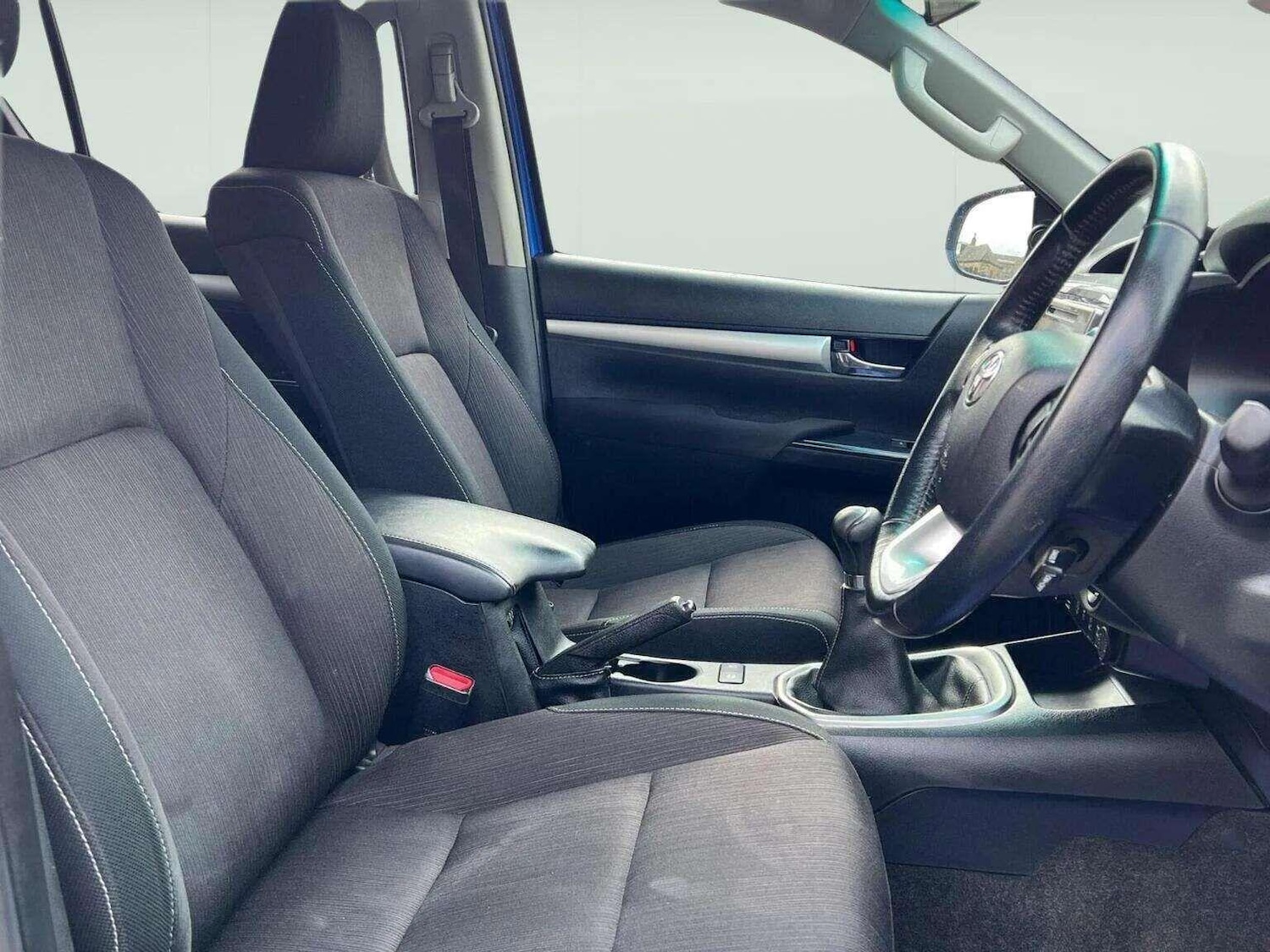 Used Toyota Hilux 2018 for sale - 78070593: Photo 18