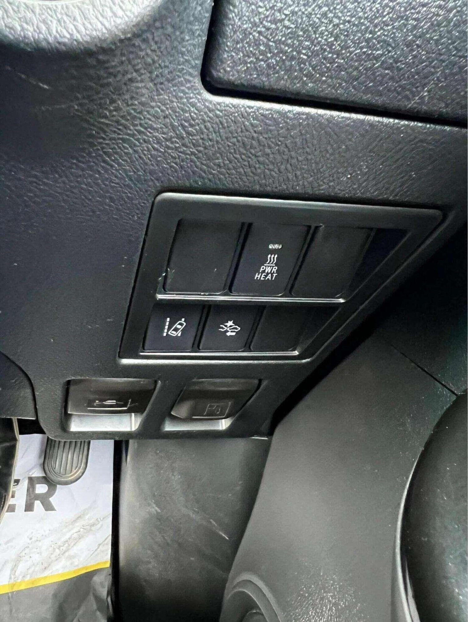 Used Toyota Hilux 2018 for sale - 78070593: Photo 25