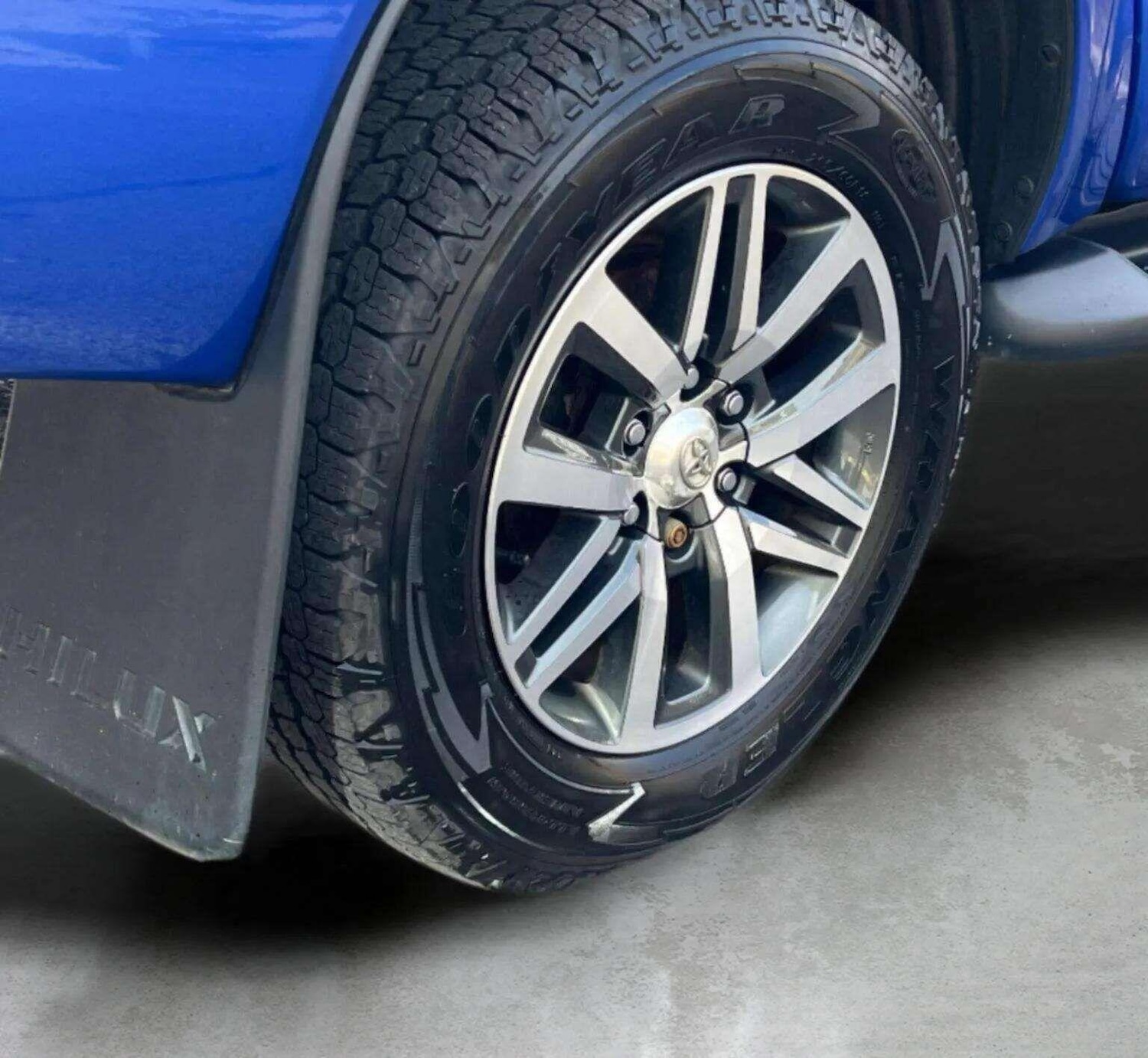 Used Toyota Hilux 2018 for sale - 78070593: Photo 31