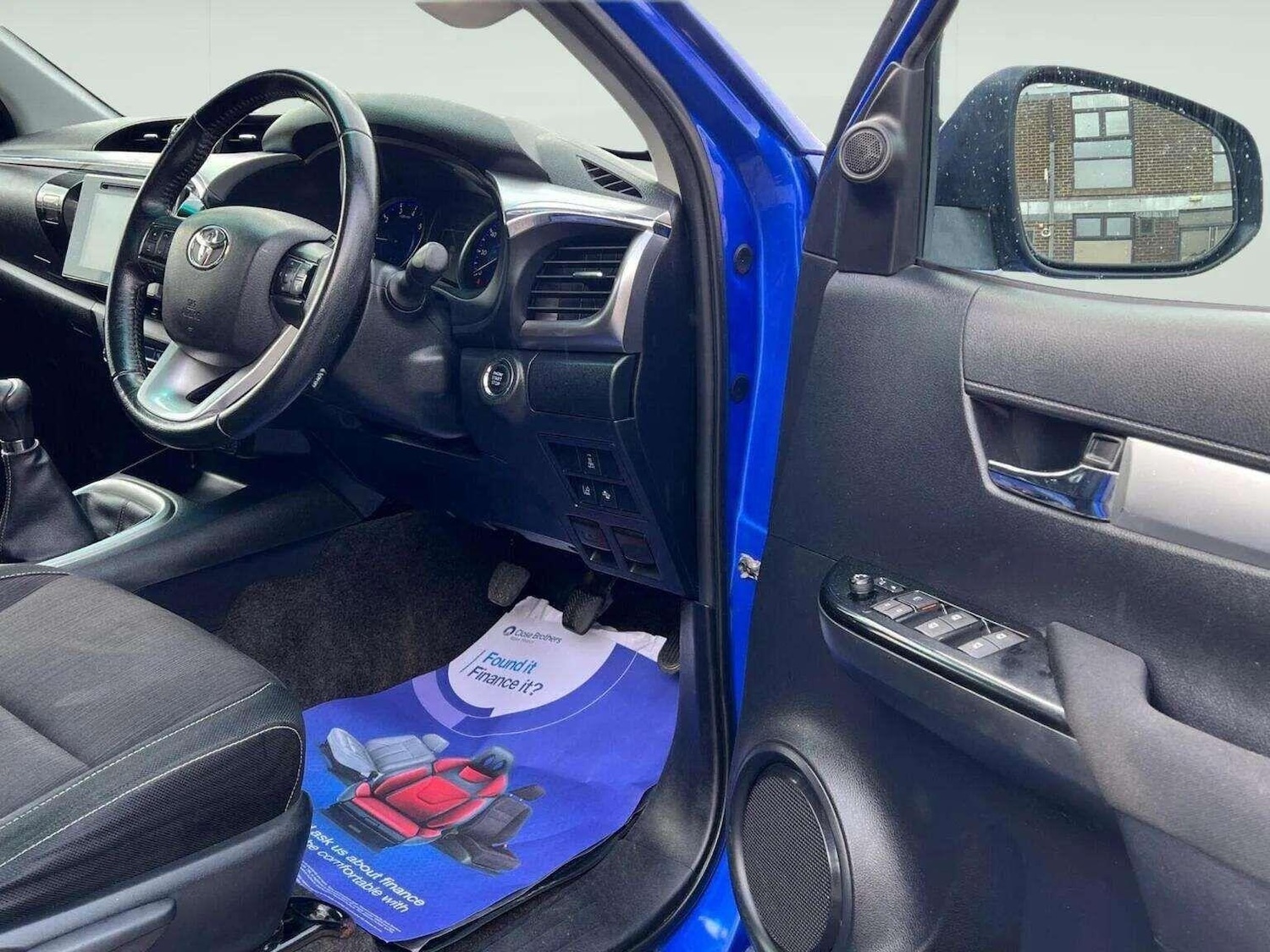 Used Toyota Hilux 2018 for sale - 78070593: Photo 8