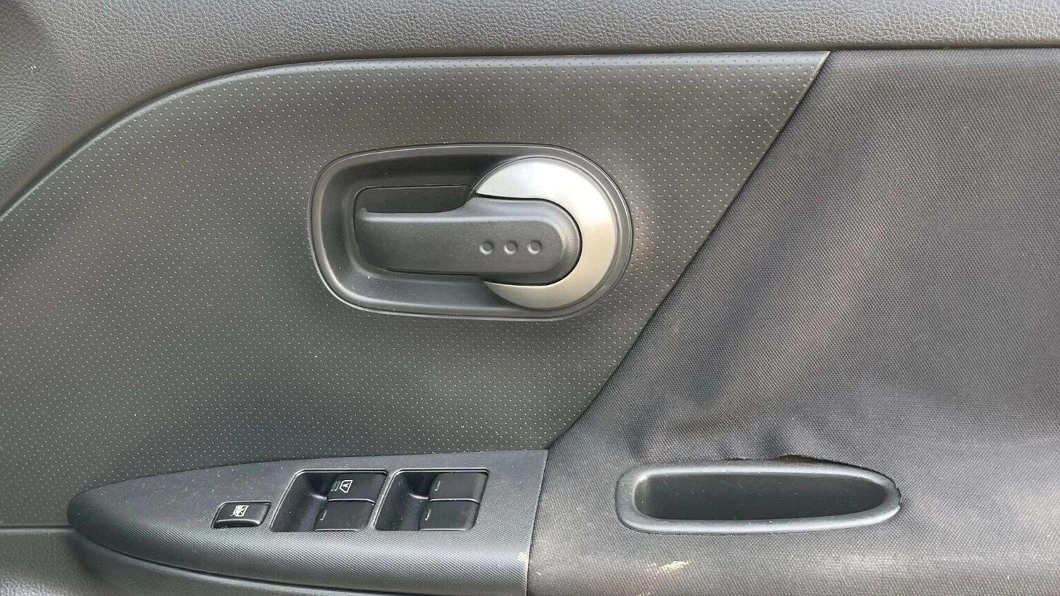 Used Nissan Note 2011 for sale - 78070361: Photo 18