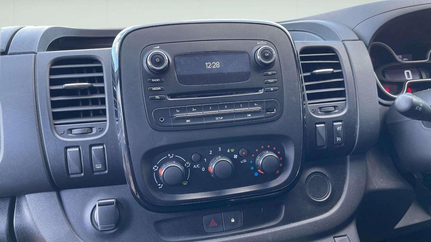 Used Vauxhall Vivaro 2017 for sale - 78070501: Photo 19