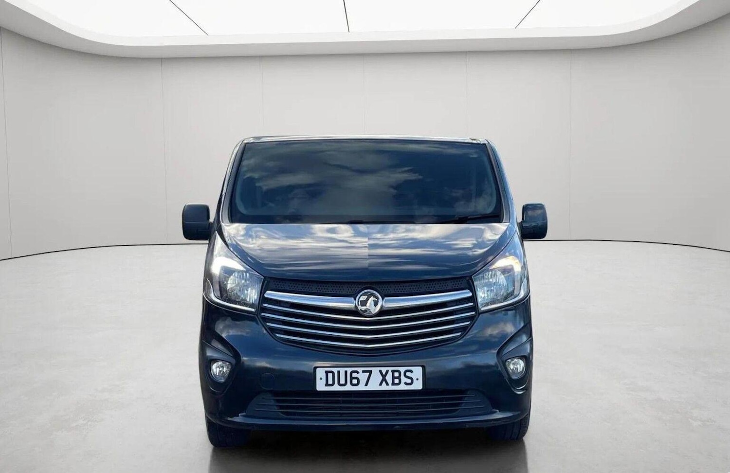 Used Vauxhall Vivaro 2017 for sale - 78070501: Photo 2