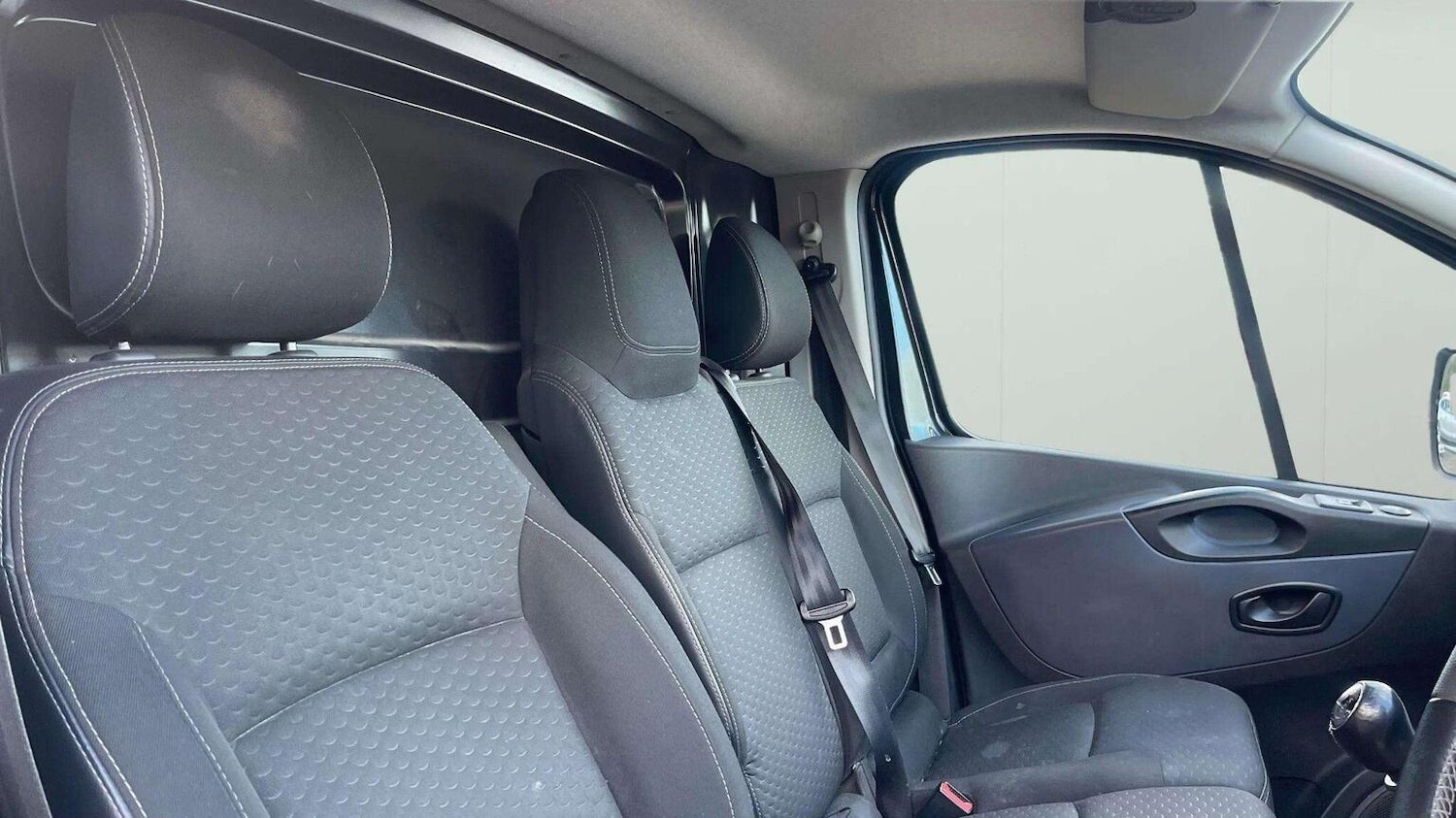 Used Vauxhall Vivaro 2017 for sale - 78070501: Photo 9