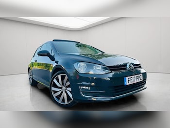 Used Volkswagen Golf 2017 for sale - 79373995: Photo