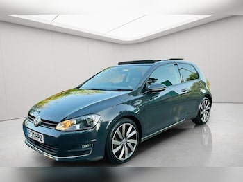 Used Volkswagen Golf 2017 for sale - 79373995: Photo