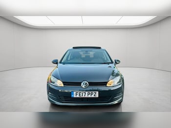 Used Volkswagen Golf 2017 for sale - 79373995: Photo