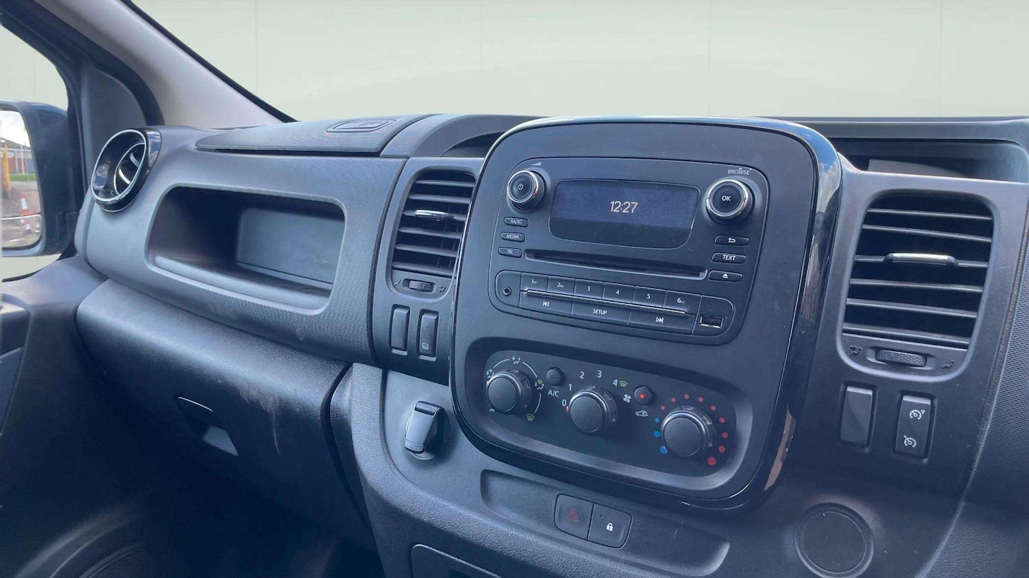 Used Vauxhall Vivaro 2017 for sale - 78086164: Photo 14