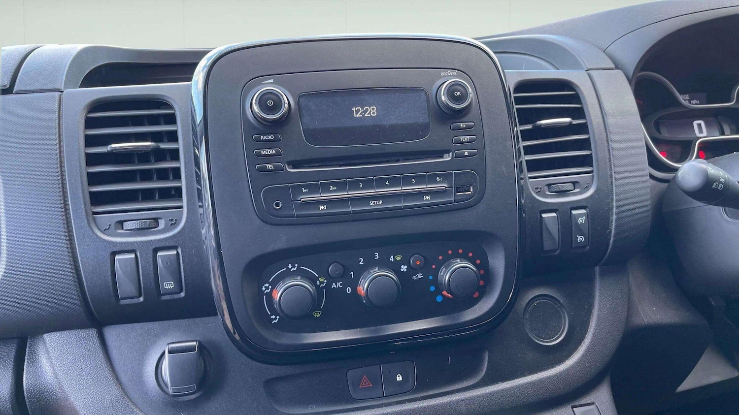 Used Vauxhall Vivaro 2017 for sale - 78086164: Photo 19