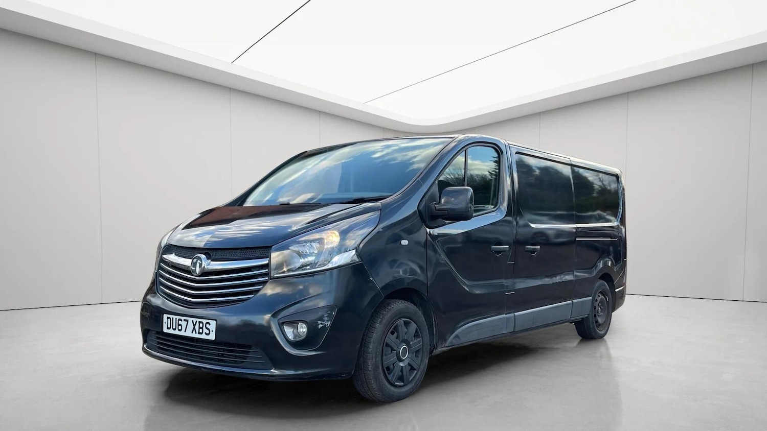 Used Vauxhall Vivaro 2017 for sale - 78086164: Photo 3