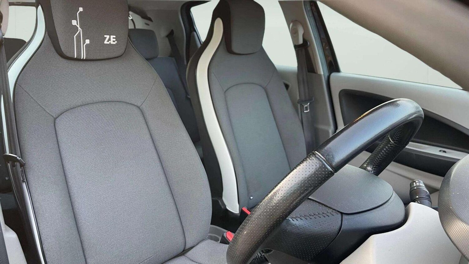 Used Renault Zoe 2014 for sale - 78070523: Photo 14