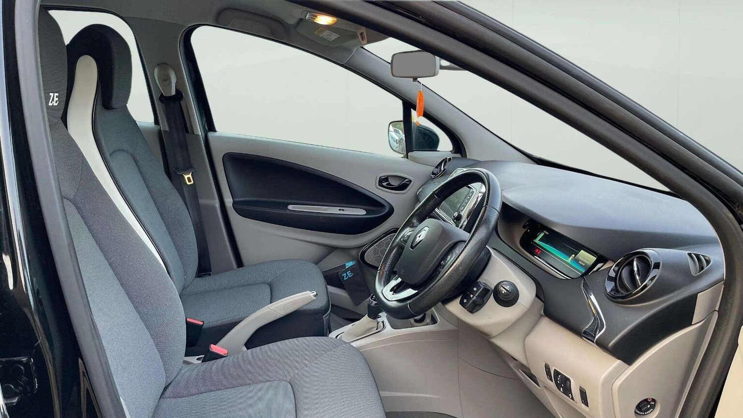 Used Renault Zoe 2014 for sale - 78070523: Photo 15