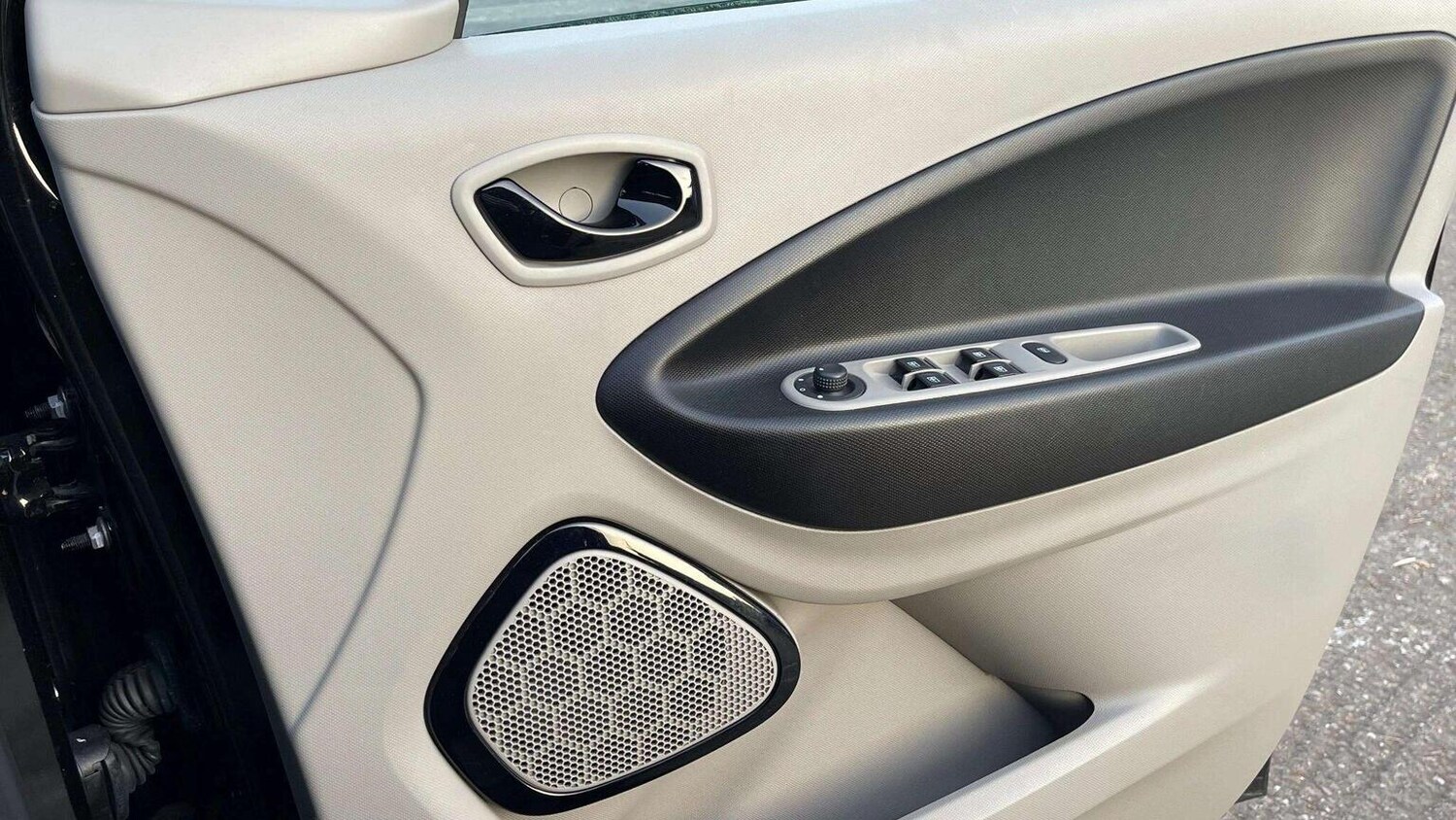 Used Renault Zoe 2014 for sale - 78070523: Photo 20