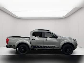 Used Nissan Navara 2018 for sale - 79756373: Photo