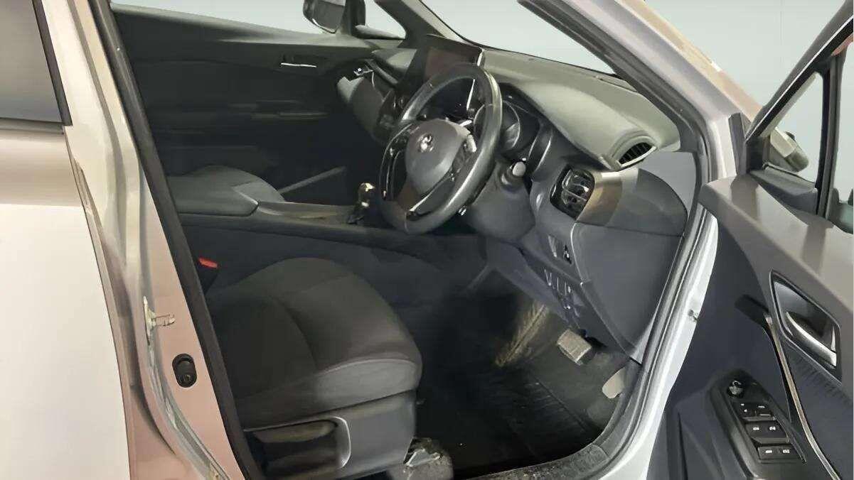 Used Toyota C-HR 2018 for sale - 78220107: Photo 5