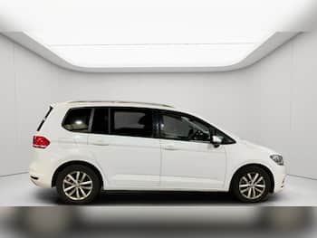Used Volkswagen Touran 2016 for sale - 79847546: Photo