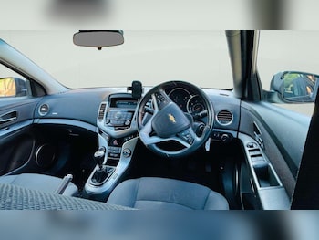 Used Chevrolet Cruze 2012 for sale - 79553900: Photo