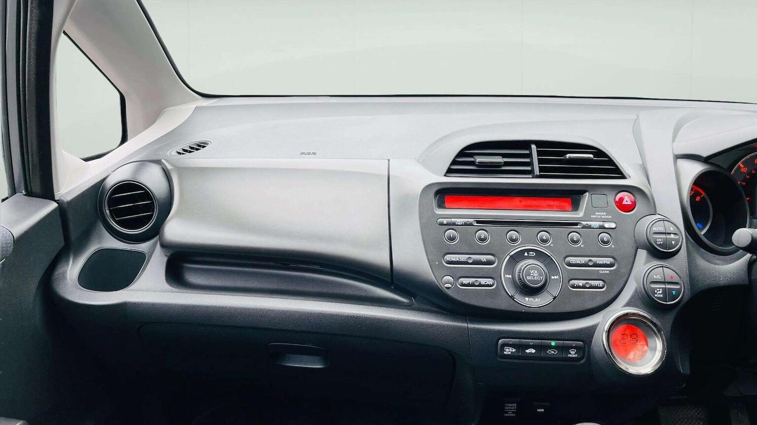 Used Honda Jazz 2015 for sale - 78070364: Photo 16