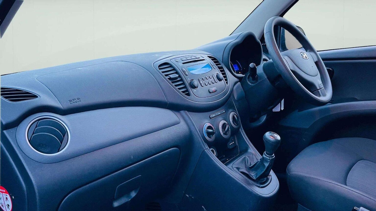 Used Hyundai i10 2013 for sale - 78070334: Photo 14