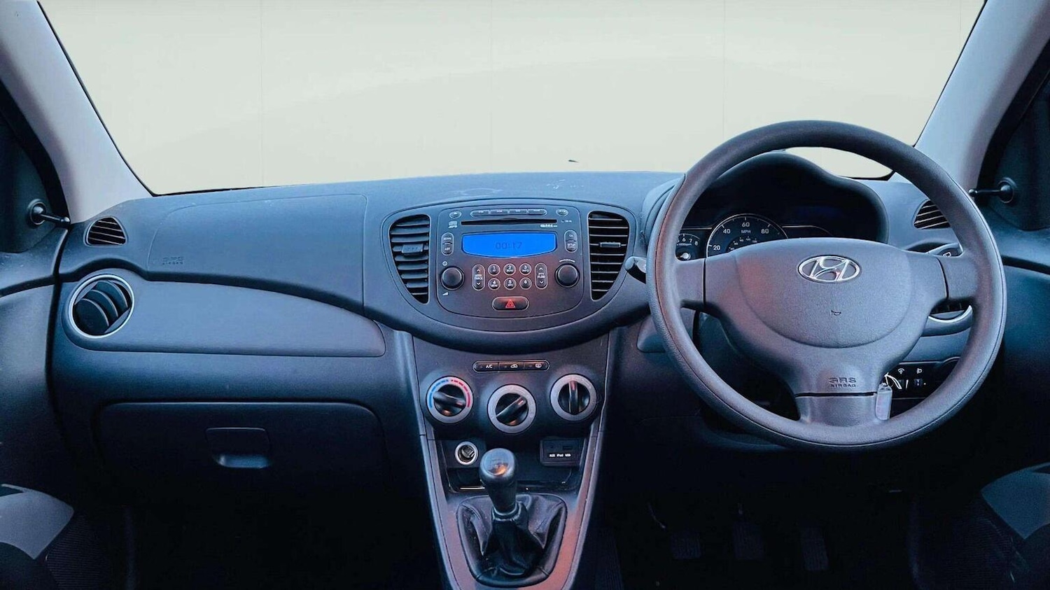 Used Hyundai i10 2013 for sale - 78070334: Photo 15